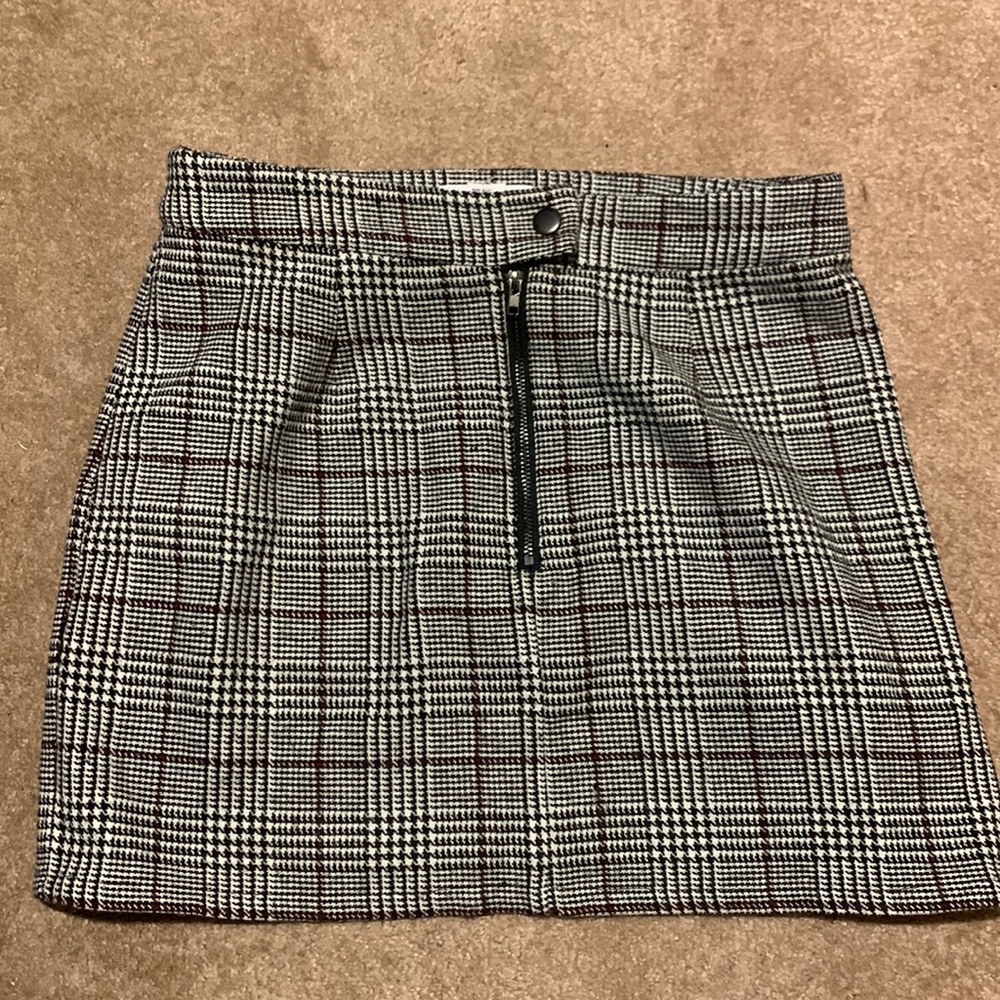 Ivy and Main mini skirt